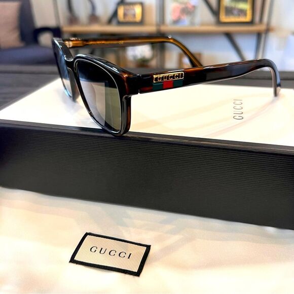 Gucci Tortoiseshell Sunglasses - Picture 1 of 7